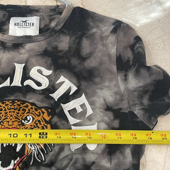 Hollister acid wash tiger T shirt - Picture 7 of 9